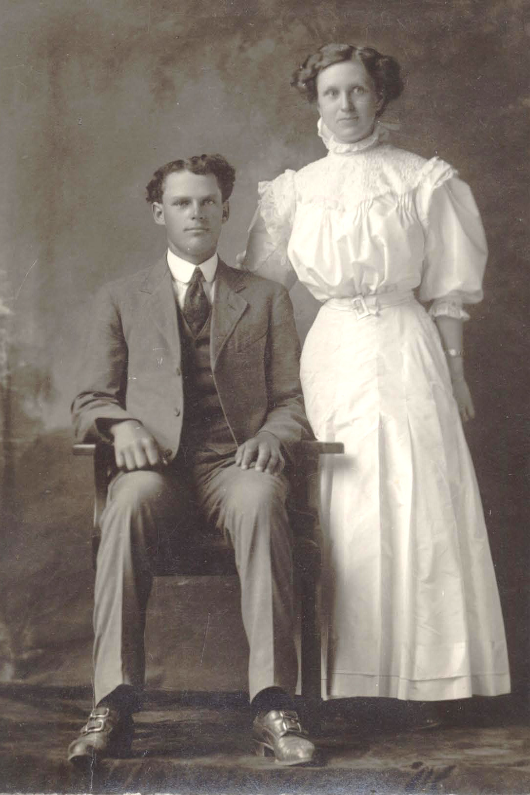 Cook, Barnes Alma and Alice Adeline Southam - 1908