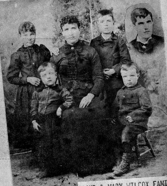 Boyd Wilcox and Mary Sophronia Dayton Family Photo about 1896